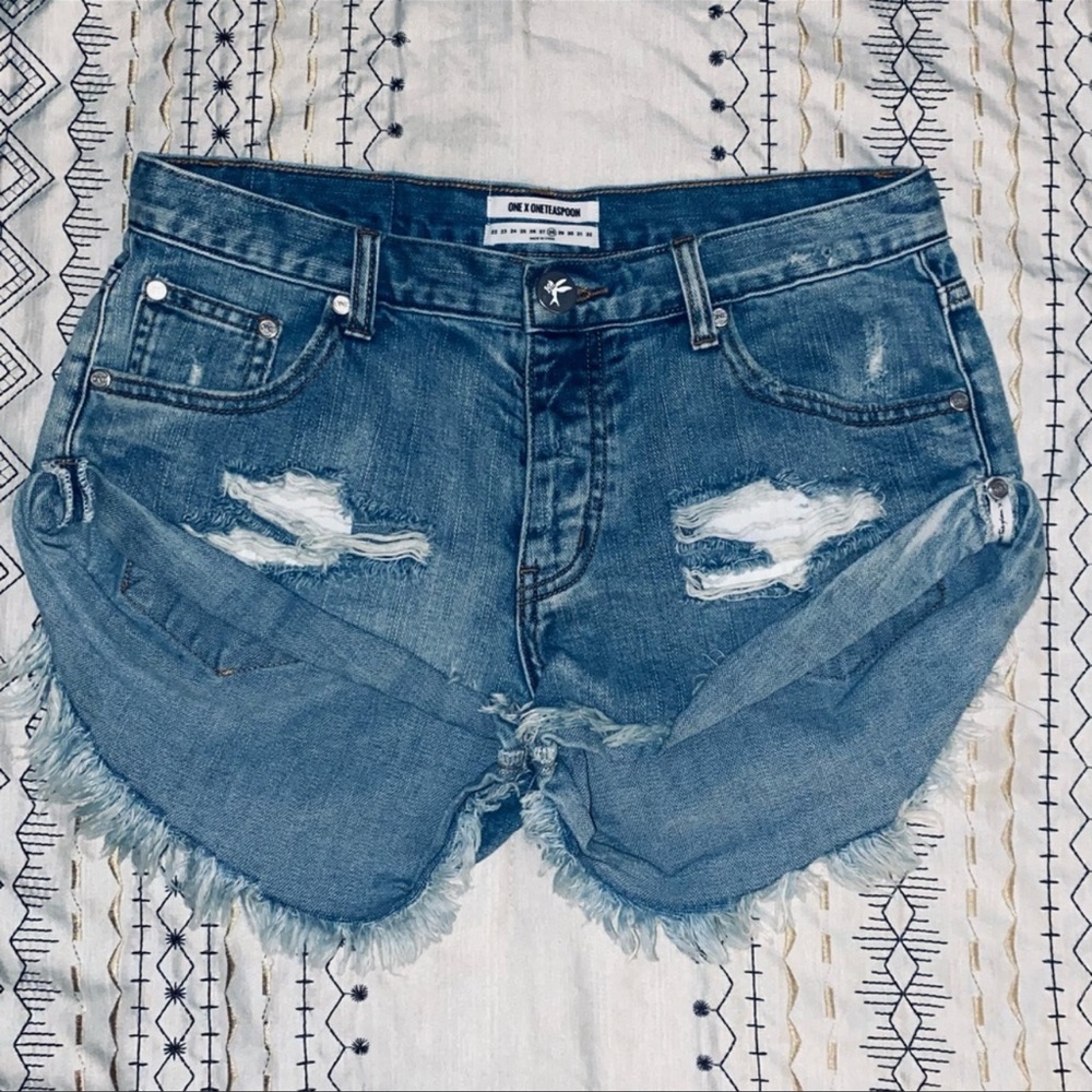 One teaspoon shorts